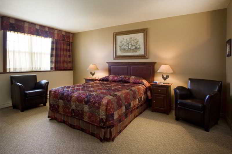 Auberge Du Lac Morency Saint Hippolyte エクステリア 写真
