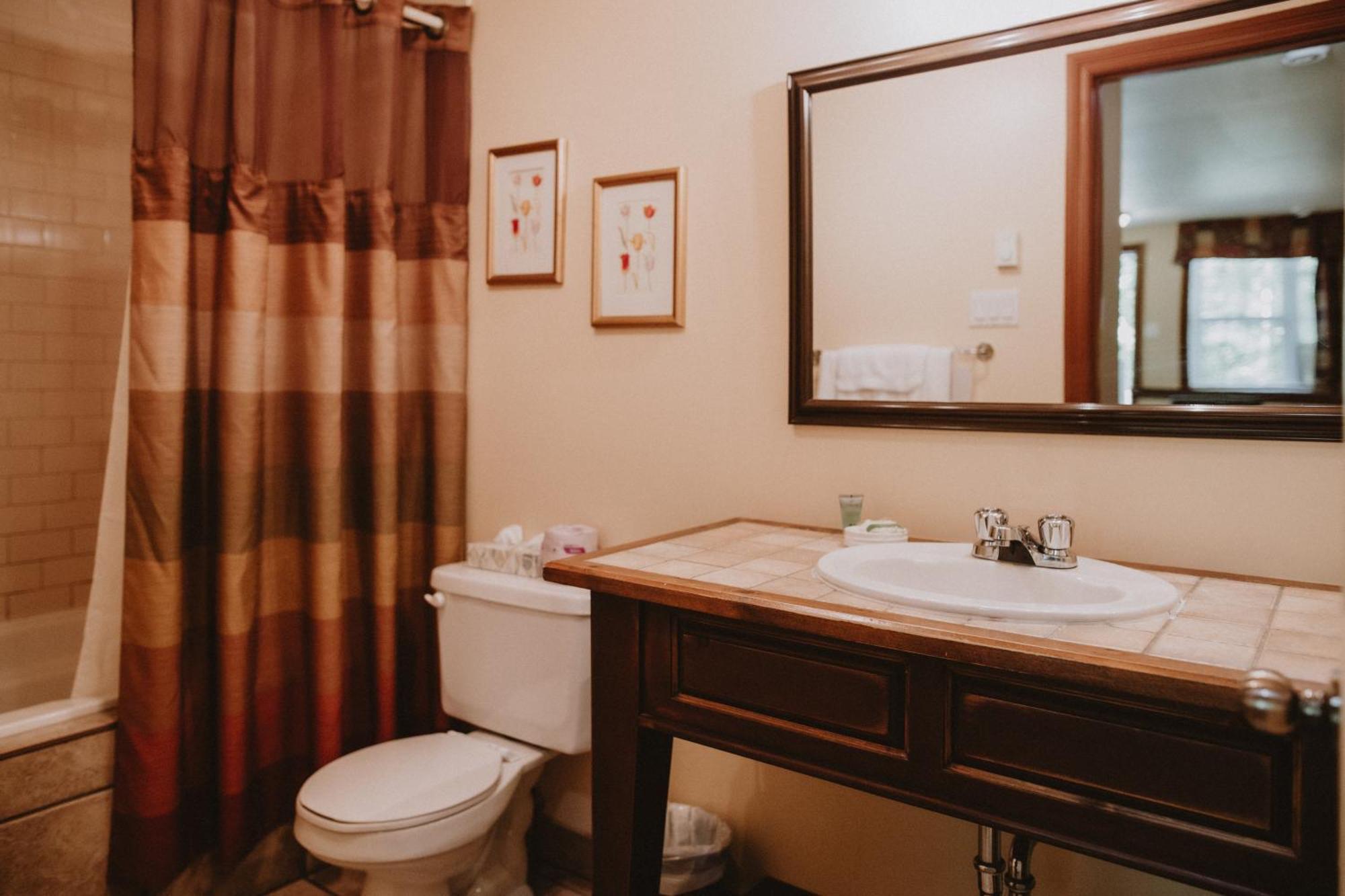 Auberge Du Lac Morency Saint Hippolyte エクステリア 写真