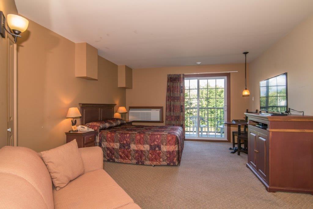 Auberge Du Lac Morency Saint Hippolyte エクステリア 写真